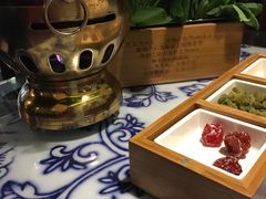 -卢大鲜鱼头捞饭(美利广场店)