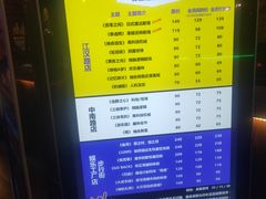 -YOGO优果密室逃脱(新佳丽广场店)