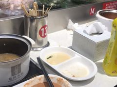 -百品聚旋转火锅(万德庄店)