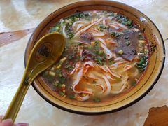 -肇兴特色牛肉粉