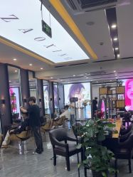 -藤野造型烫染·漂发