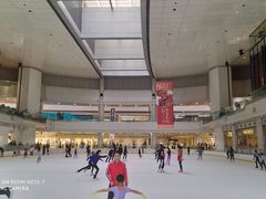 -冰纷万象滑冰场(深圳万象城店)