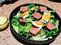 金枪鱼蔬菜糖心蛋沙拉-La Terre乐田(万象城店)