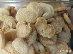 蝴蝶酥-上海哈尔滨食品厂(汇联商厦店)