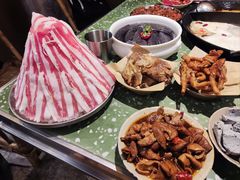 -五里关火锅(上海鑫耀·光环Live店)