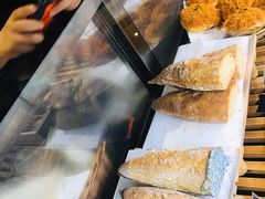 松露鱼籽法棍-Let's Taipei 非常烘焙(太古里店)