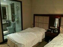 -锦龙国际酒店(天津奥体中心华苑地铁站店)