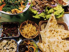 -一个勺子新疆锡伯主题私房菜(红墙巷49号院店)
