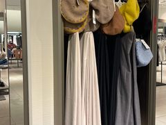 -ZARA(凯德乐峰广场店)