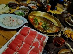 -顶顶汤火牛排火锅·经典铜锅涮肉