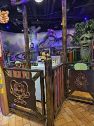 -卡通尼乐园(银泰店)