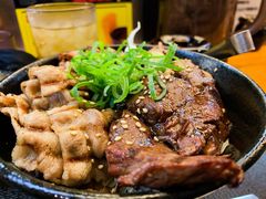 -難波肉劇場