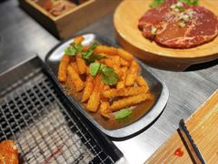 -马路牙子烧烤音乐酒馆(望京店)