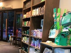 零售区-星巴克(湖州安吉浙北大厦店)