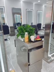 -Coo Hair salon