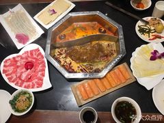 -重庆德庄火锅(体育中心店)
