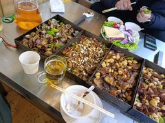 -老三李村河底戳子肉(总店)