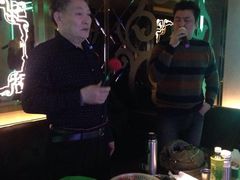 -温莎KTV(珠江路店)