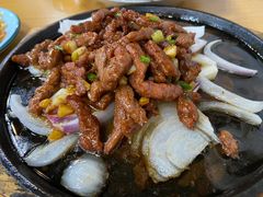 铁板牛柳-万景饭店·鱼街农家菜