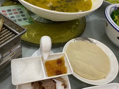 -大鸭梨烤鸭店(金顶街店)