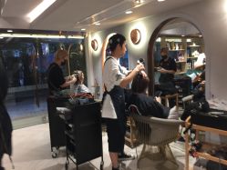 -苏豪路易士·嘉玛发廊