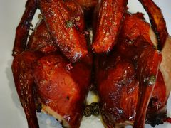脆皮带汁乳鸽-天府掌柜(九眼桥店)