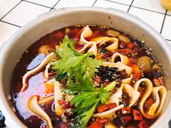 肥肠鸡（小锅）-晓彭肥肠鸡·泡椒鸡火锅(水木天地店)