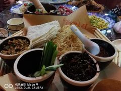 -丁里羊肉小镇(天鹅湖总店)