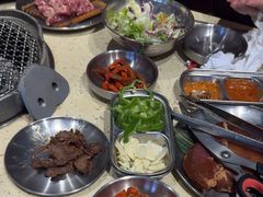 -安小胖韩国烤肉(财富广场画苑小区店)