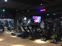 -VLines耀能运动24小时·月付制健身(京广桥店)