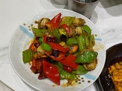 -蚝堡·生蚝海鲜烧烤物种起源•海肠捞饭(刘公岛店)