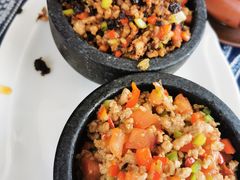 黑红三剁双拼-蝴蝶泉宾馆-中餐厅