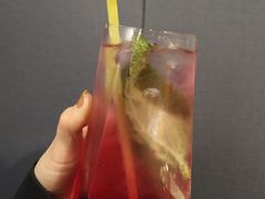 蔓越莓接骨木气泡水-吱咖啡西式简餐