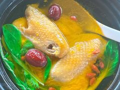 -七的湖·晚芳亭·阳澄湖农家菜·大闸蟹(莲花岛店)
