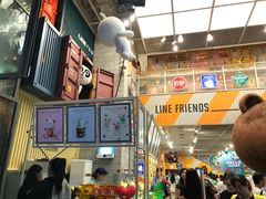 -line friends(明洞旗舰店)