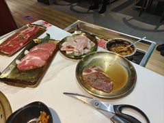 -炙城·韩式烤肉(南京东路店)