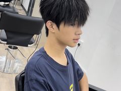 -鸿通城购物中心