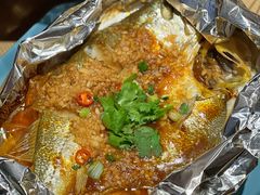 -街角等你.大连海鲜烧烤.经典铁板海鲜串(西安路店)