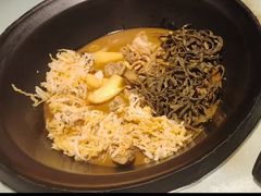 -鱼窝棚柴火铁锅炖(富山屯店)