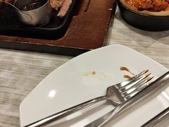 -必胜客(证大大拇指店)
