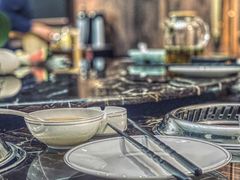 餐具摆设-秦宝雪花牛肉养生火锅(大兴九臻店)