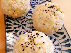 金枪鱼手抓饭饭团-小岛餐厅