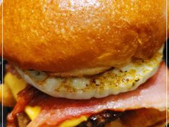 -The Habit Burger Grill 哈比特汉堡(爱琴海店)