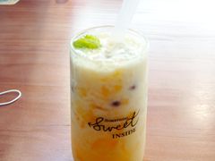 芒果多多-POKEE VIA&Brunch·维娅(重庆来福士店)