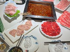 -二荆条·蜀鲜汇城市森林火锅