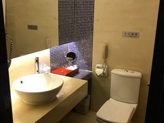 -深圳东方银座酒店