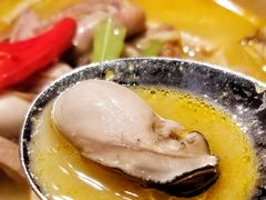 酸汤猪肚浸鲜蚝-凤凰湘语·湘粤鲜融(浦东旗舰店)