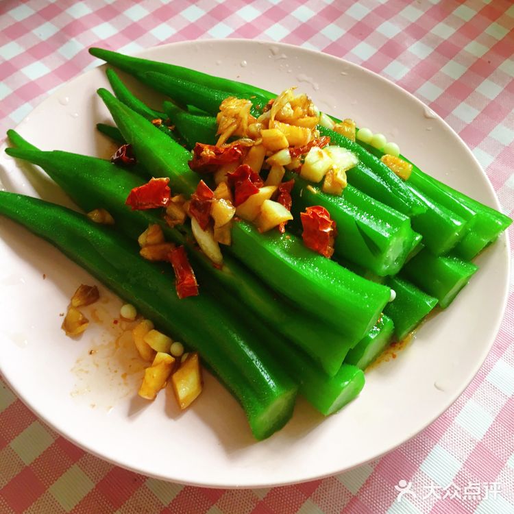 夏季懒人必备菜——蒜蓉秋葵，5分钟搞定！