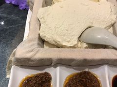 一块豆腐-95号酱骨·一块豆腐(展春园西路店)