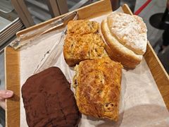 -三勾JJJ Burger&Coffee(梅溪湖店)